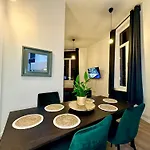 Διαμέρισμα Luxury By Rikas