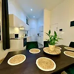 Appartamento Luxury By Rikas Mons