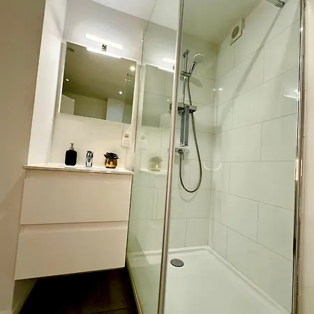 Luxury By Rikas Mons