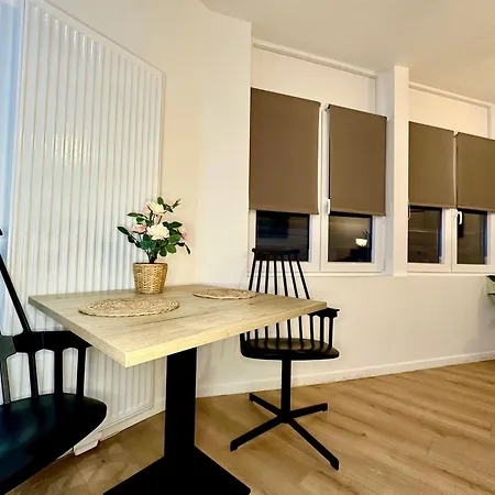 Apartament Luxury By Rikas Mons