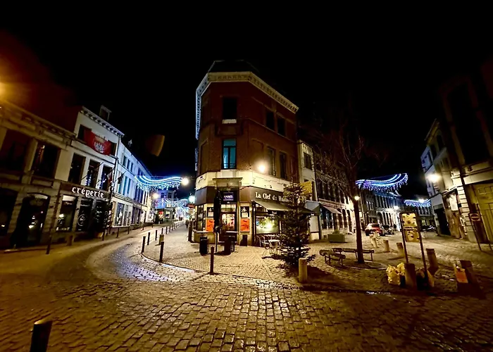 Luxury By Rikas * Mons