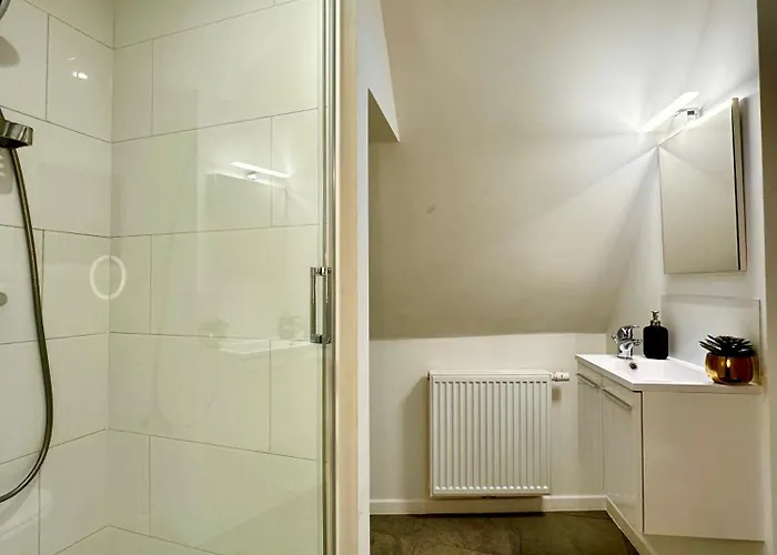 Luxury By Rikas Mons