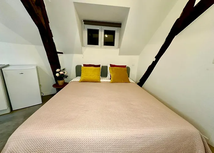 Luxury By Rikas Mons