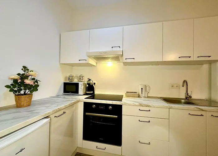 Luxury By Rikas Mons